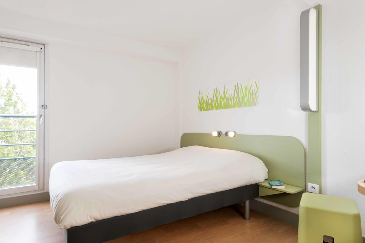 Ibis Budget Beziers Est La Giniesse Room photo